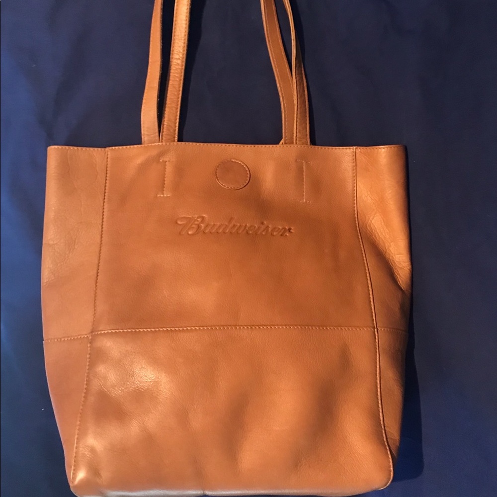 CLAVA Leather Kate Tote